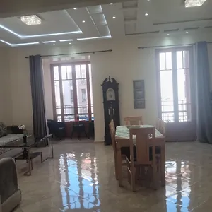  Apartment Neoclassique Centre-ville