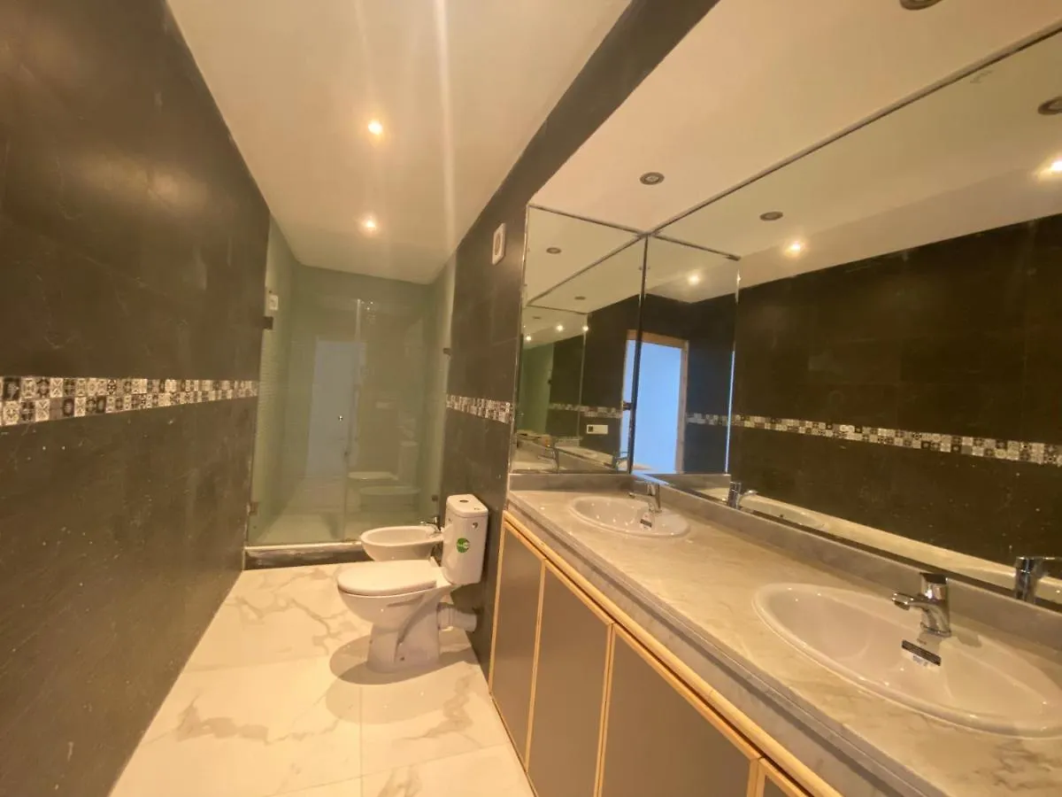 Anfa 118 - Best View In Town. 3 Bedrooms. 2 Bathrooms. Great Location. Casablanca Morocco
